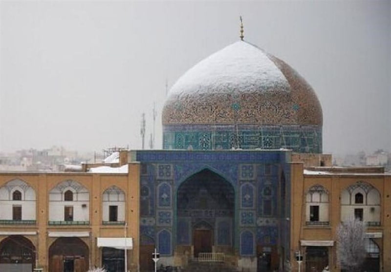 مرمت مسجد شیخ لطفالله به کجا رسید؟