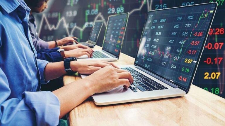 آیا سرمایه‌گذاری در بورس کار درستی است؟