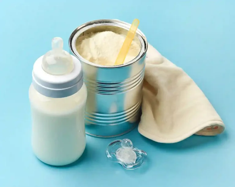 baby-milk-bottle-P97LBP4-1-وب