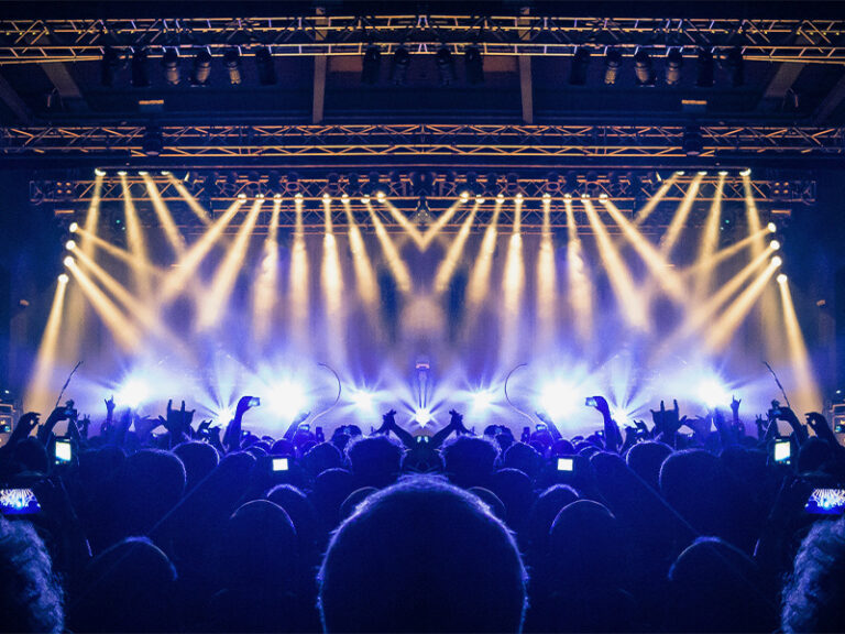 Live-music-event-IN-KISH