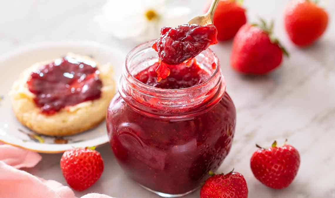 نگهداری از مربا - طرز تهیه مربای توت فرنگی خانگی