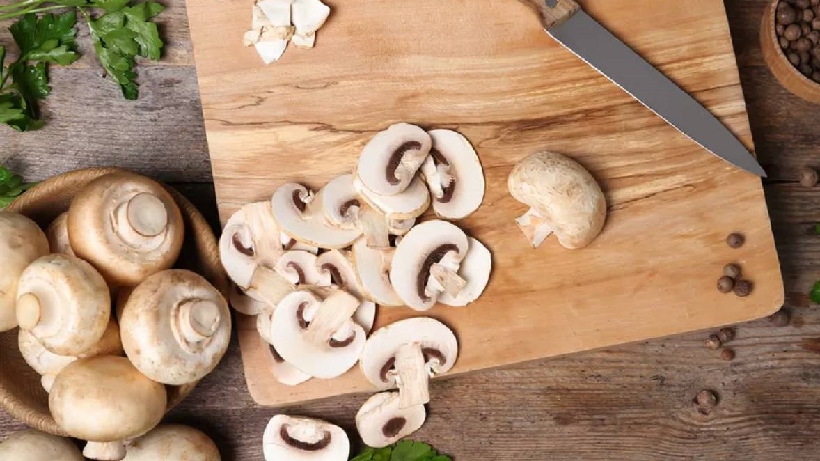 بلانچ کردن قارچ - نگهداری قارچ در فریزر با آبلیمو