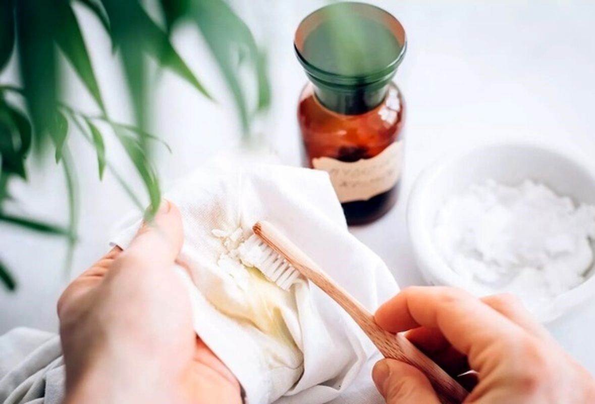 پاک کردن لکه - پاک کردن لکه روغن از لباس