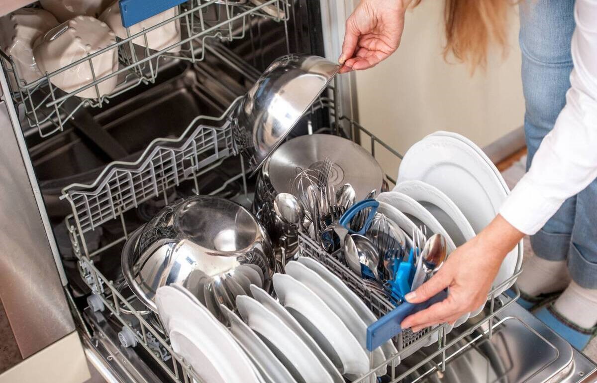 ضد عفونی کردن ماشین ظرفشویی - رفع بوی بد ماشین ظرفشویی