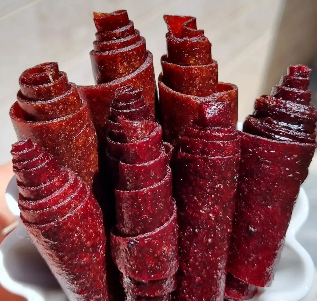 لواشک آلو خانگی - طرز تهیه لواشک آلو سیاه