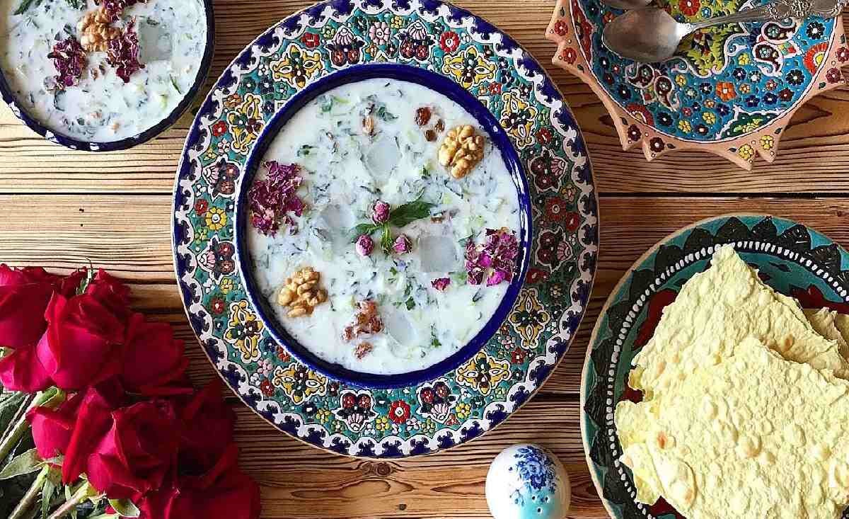 آب دوغ خیار سنتی - طرز تهیه آب دوغ خیار مجلسی
