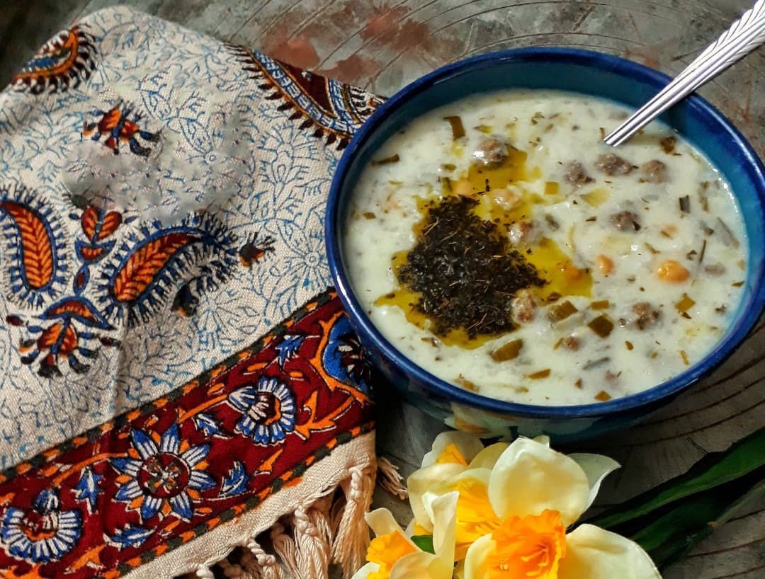 طرز تهیه آش دوغ