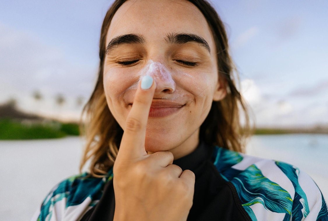 درمان آفتاب سوختگی - روش صحيح آفتاب گرفتن