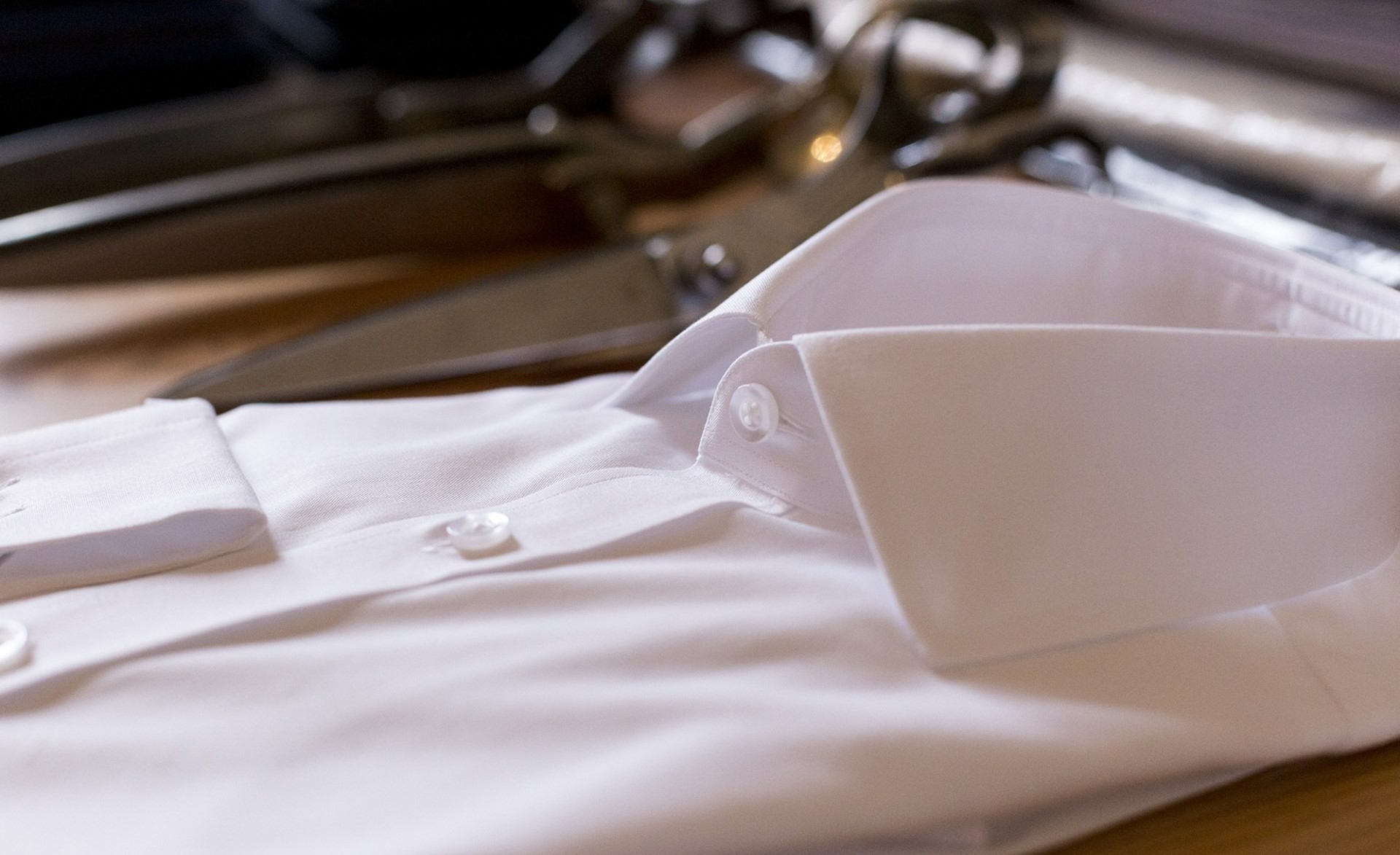 از بین بردن لکه یقه - از بین بردن چرک یقه پیراهن