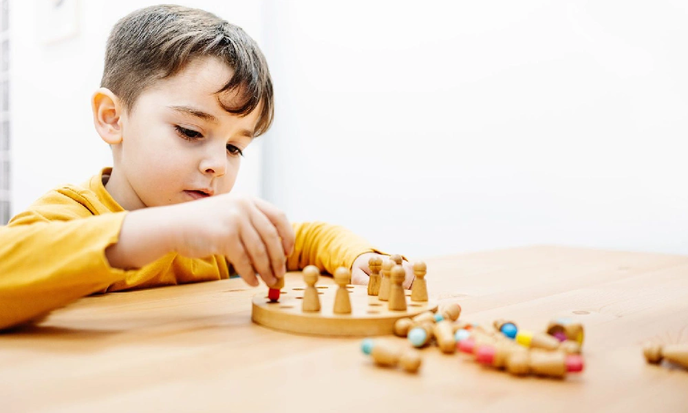 علائم اوتیسم در کودکان