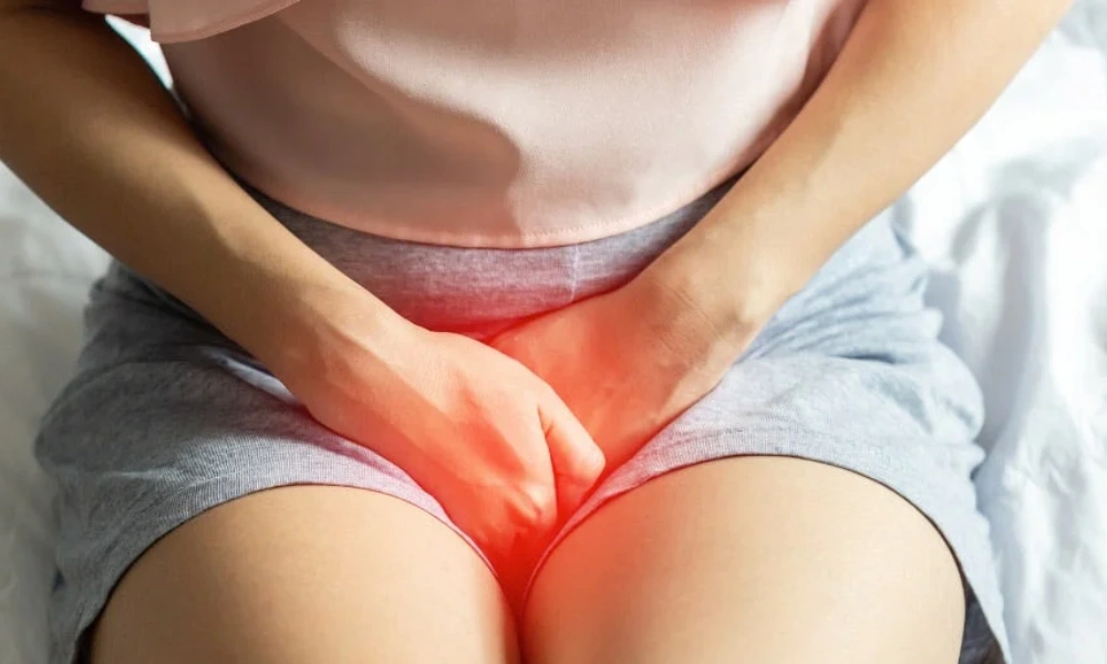 علت خارش واژن | خانمی که دچار یک بیماری مربوط به واژن شده