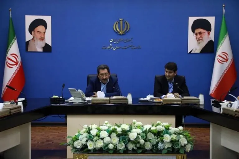 وزیر+صمت+و+وزیر+ارتباطات