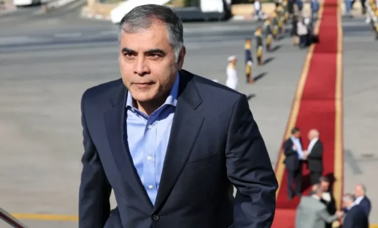 160608096147-780x470