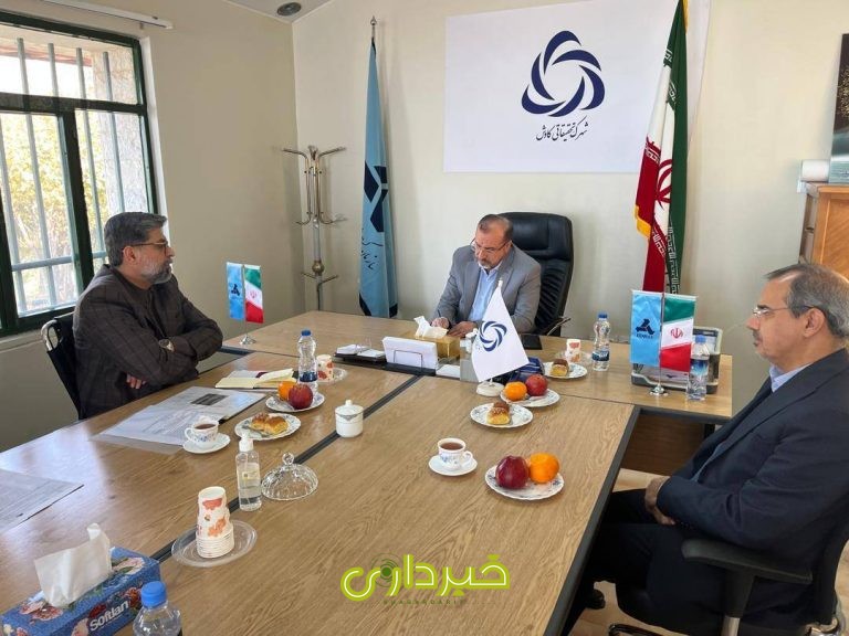 ایدرو - مقیمی